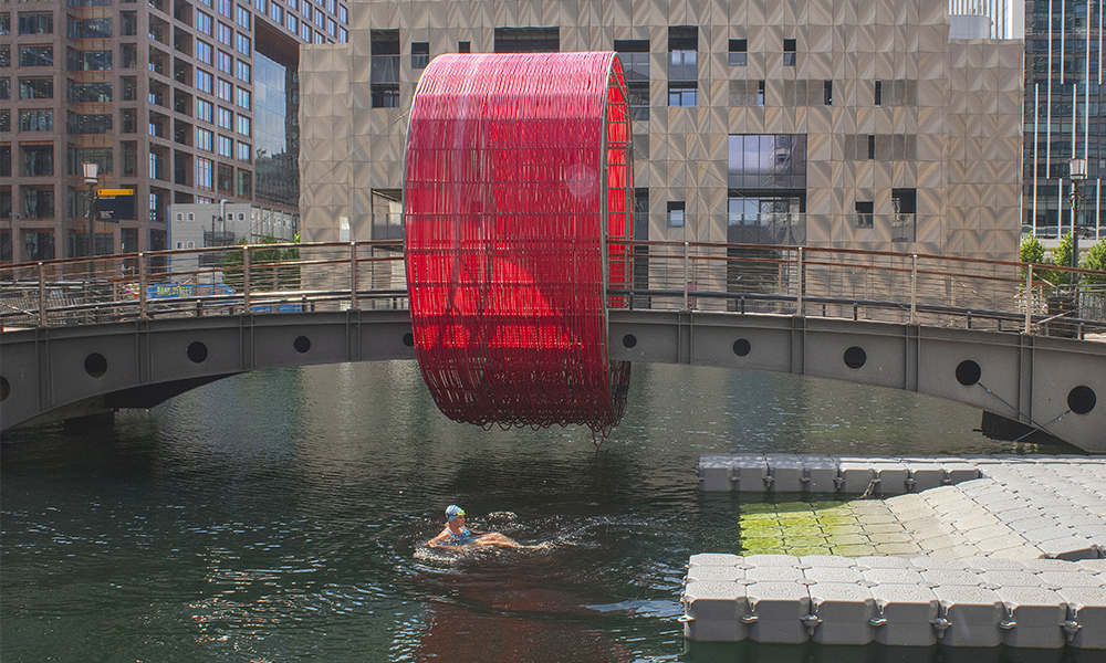 Access to the water is via Mackenzie Walk in Canary Wharf