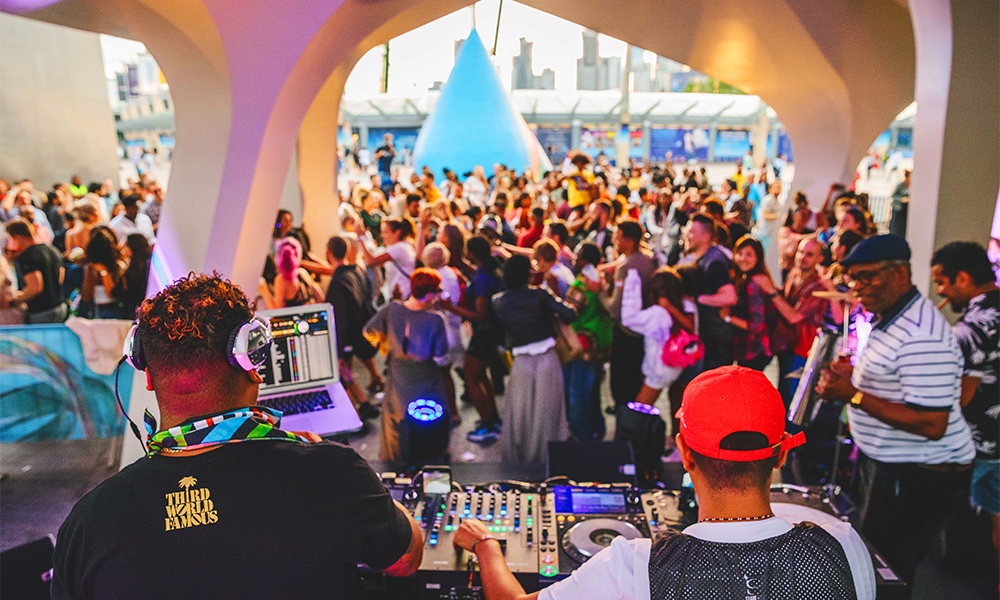 Just Vibez takes place on Greenwich Peninsula