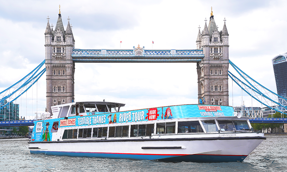 horrible histories boat tour cast