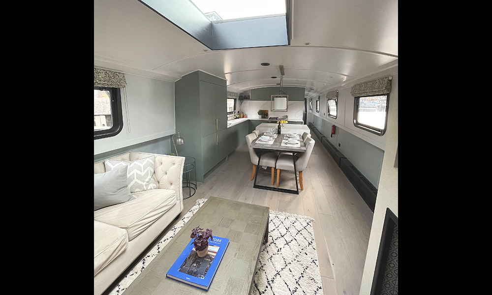 Image shows the interior of a Greenwich house boat on sale with Boat Sales by Aquavista