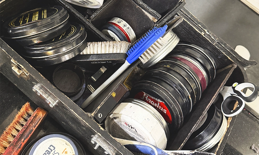 Tools of the trade - image by Jon Massey / Wharf Life
