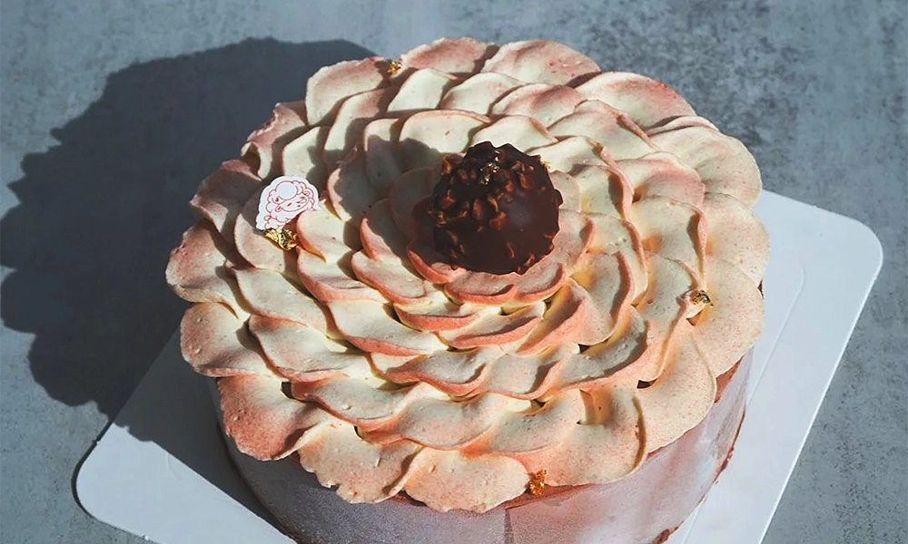 Citrus Earl Grey Chocolate Cake - image by Café Seek