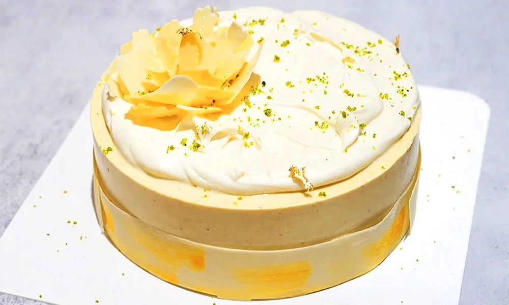 Pistachio Symphony Cake - image by Café Seek