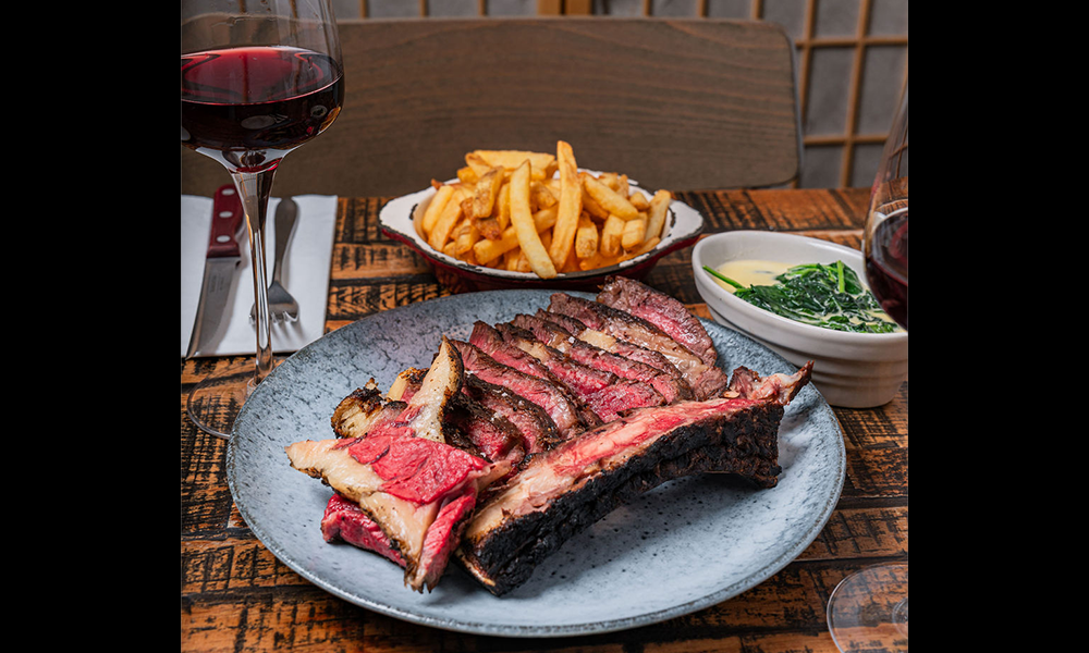 Steak at The Pear Tree - image by A Dash And A Splash