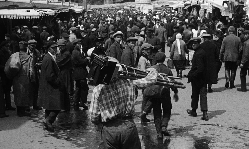 The improvised soundtrack by Owen Spafford and Joe Harvey-Whyte added remarkable depth to an already fascinating work