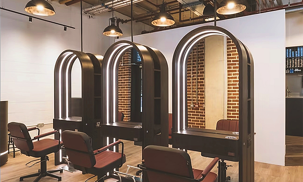 
Wayne Hairdresser Salon at 8 Harbord Square - image by Wayne Hairdresser Salon