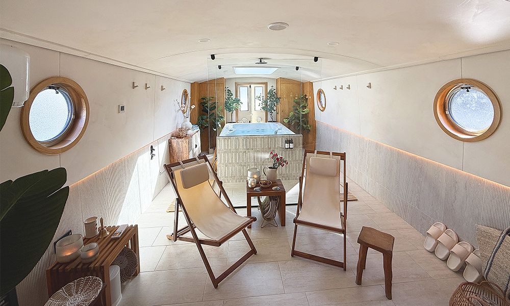The Maria Alexander Spa Boat offers a tranquil escape from the city - image by Jon Massey / Wharf Life