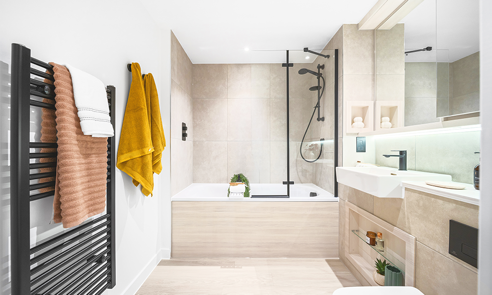 Apartments feature bathes and white sanitaryware - image supplied by L&Q